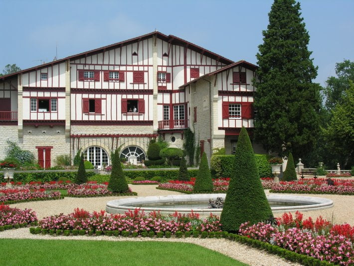 villa-arnaga-cambo-pays-basque