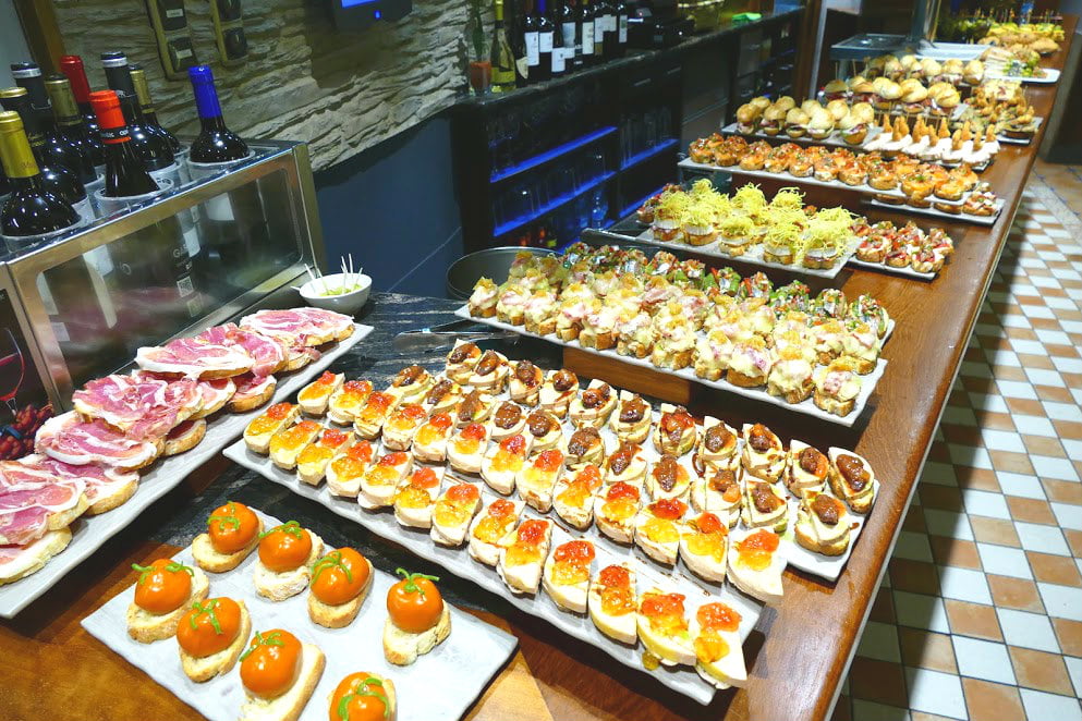 pintxos-fontarrabie-pays-basque