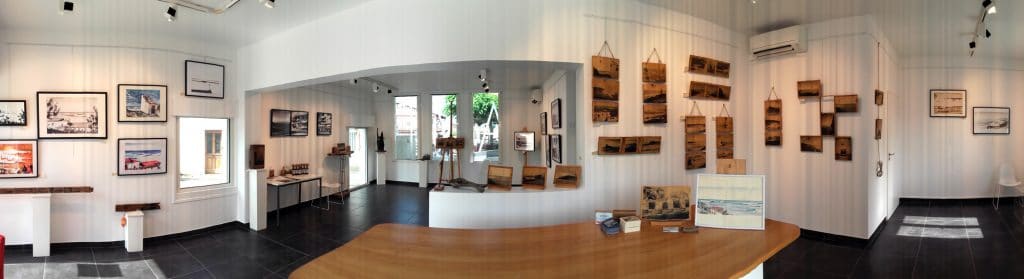 Vue panoramique de l'exposition Emruntes Océanes à Bidart mai 2017