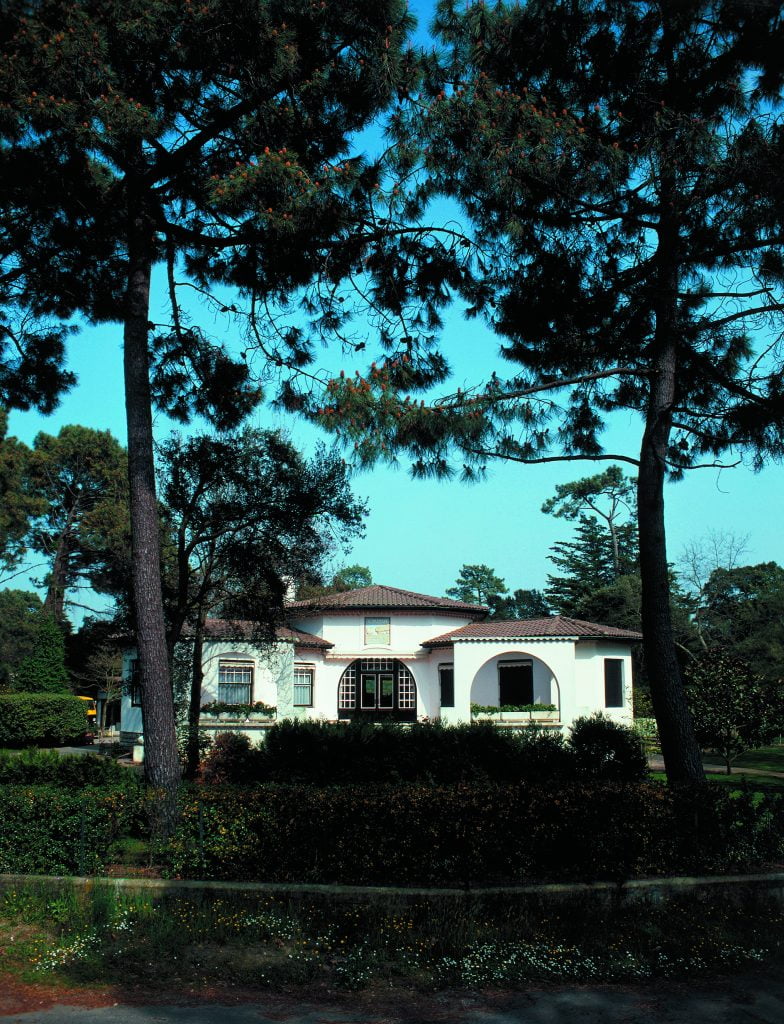 Architecture-du-Style-Gomez-livre-atlantica-pays-basque