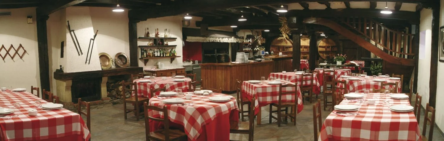roxario-sala-comedor-Cidrerie-Sidreria-Astigarraga