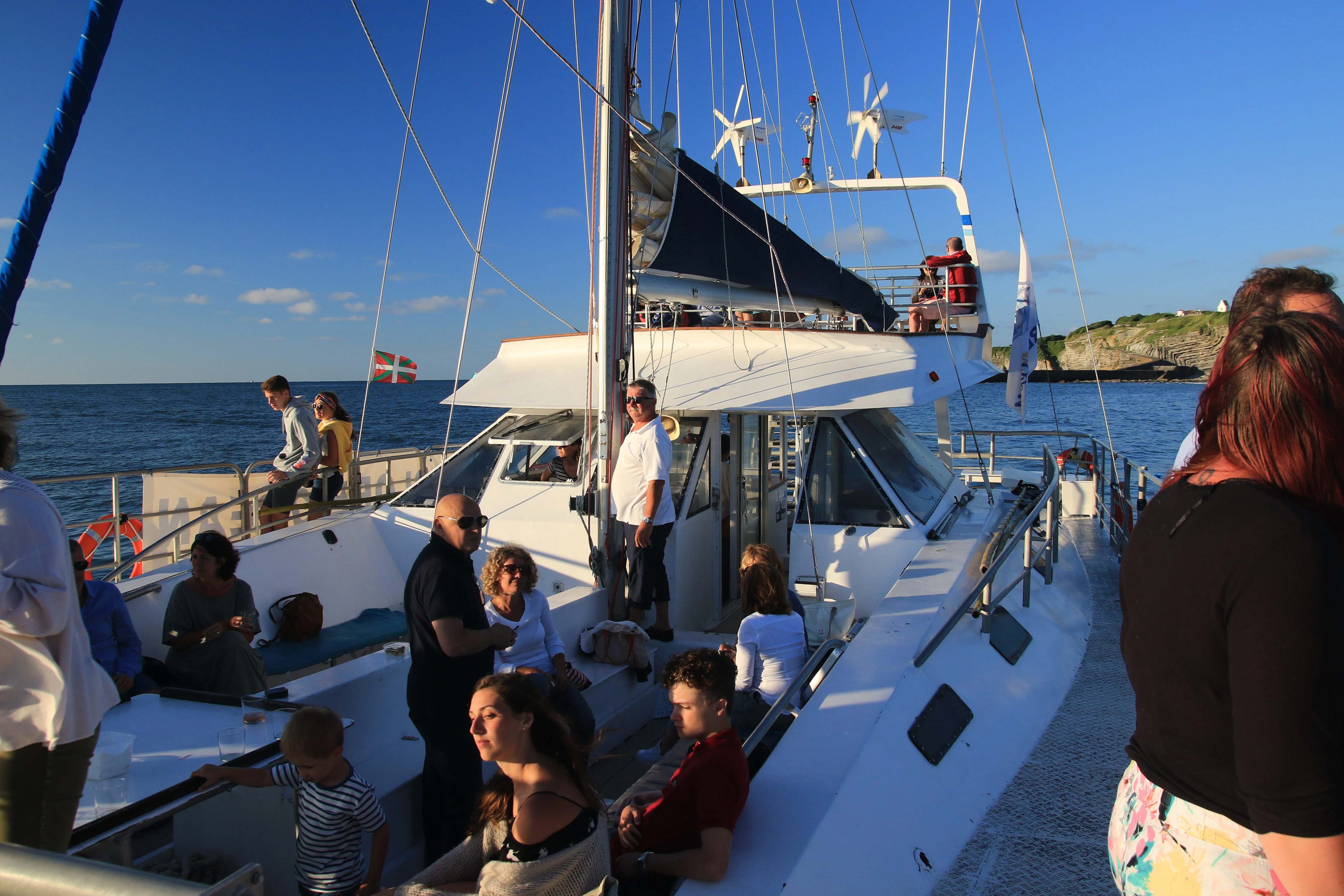 catamaran-atalaya-explore-ocean-pays-basque-hendaye-saint-jean-de-luz-bateau